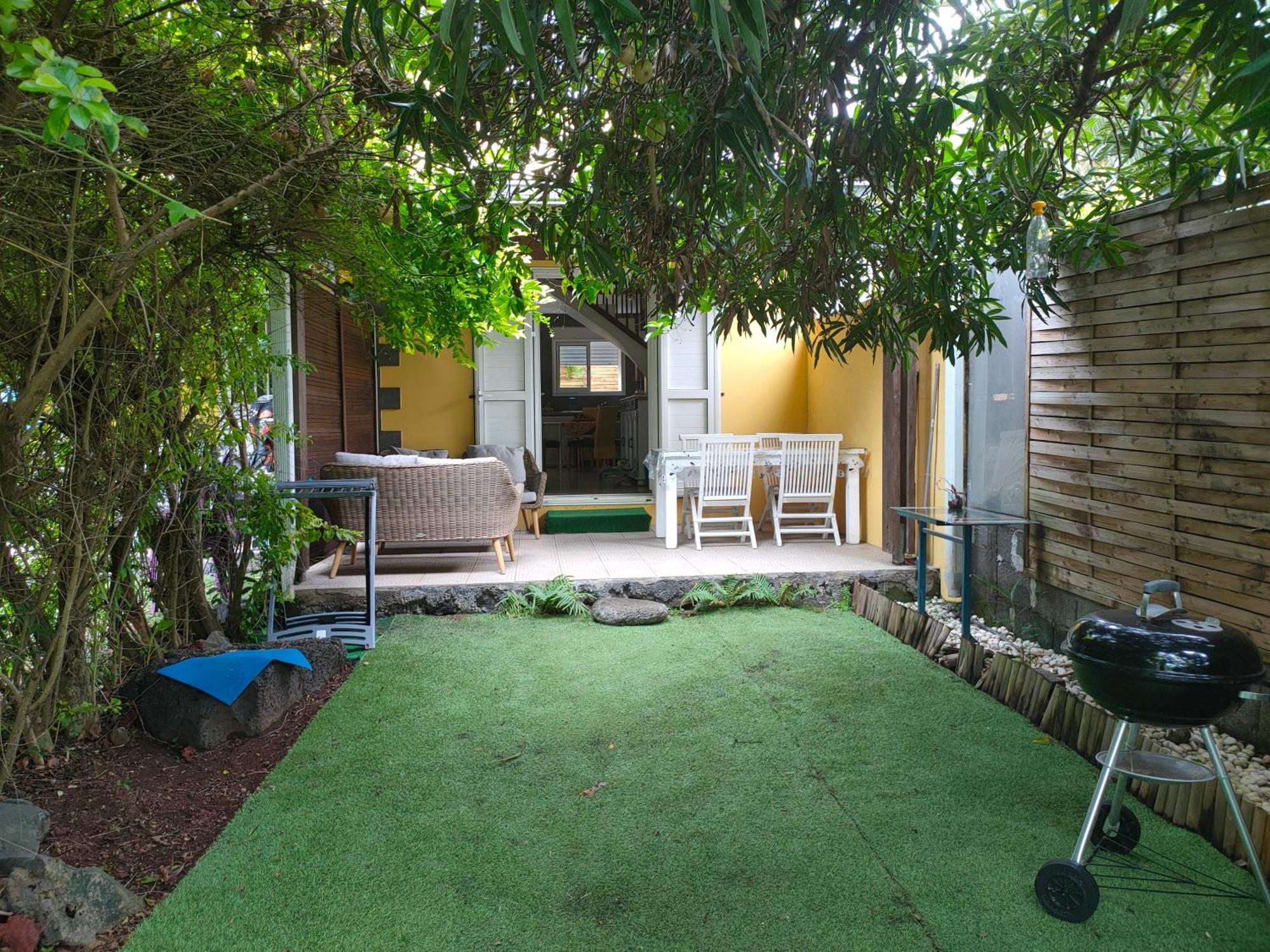 Petite Maison A 12Mn Du Bassin De Manapany Saint-Joseph Exteriör bild
