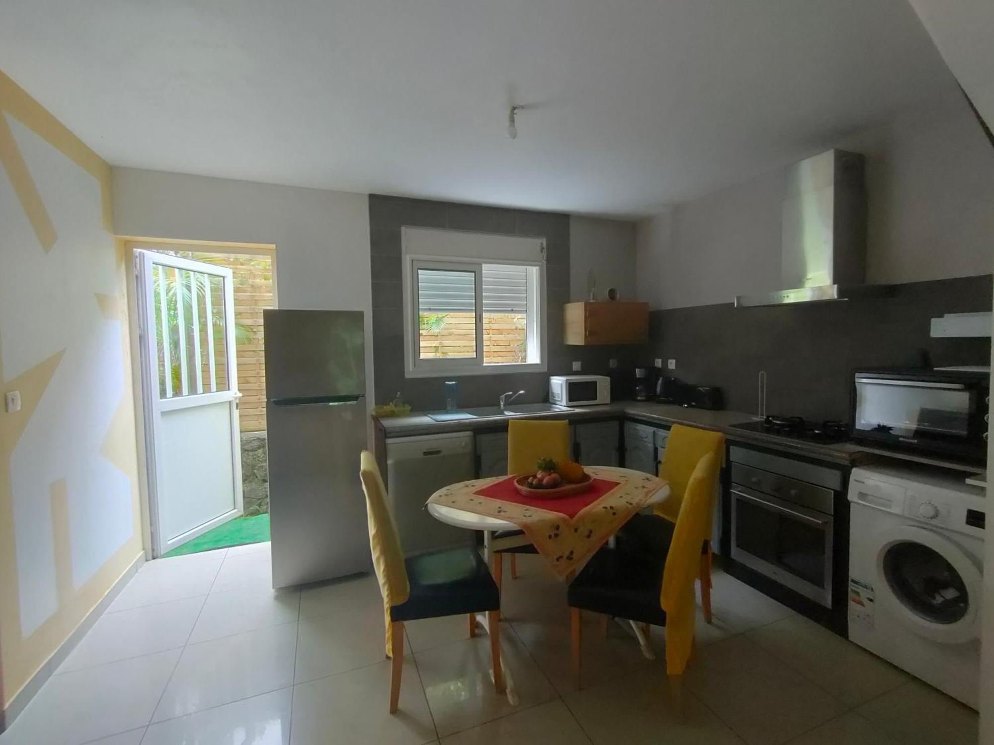 Petite Maison A 12Mn Du Bassin De Manapany Saint-Joseph Exteriör bild